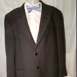 Men's Armani Suitcoat Charcoal Gray Size 44 Large